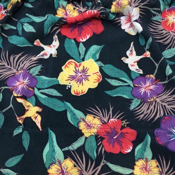 Tropical Resort Cami - Picture 2 of 4